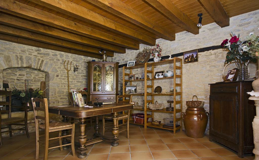 La Table Du Chaffour Hotel Saint-Geniès-Bellevue Екстериор снимка